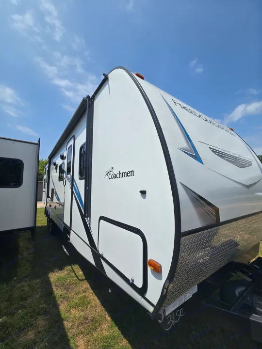 Coachmen Freedom Express 2022