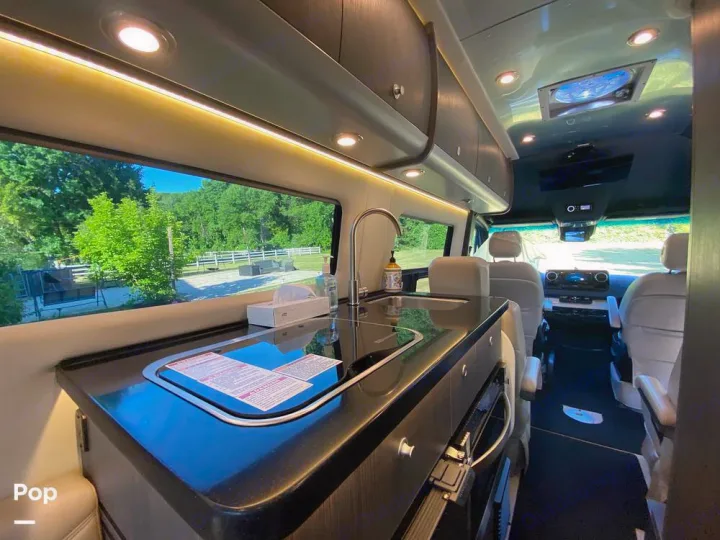 Airstream Interstate 2017