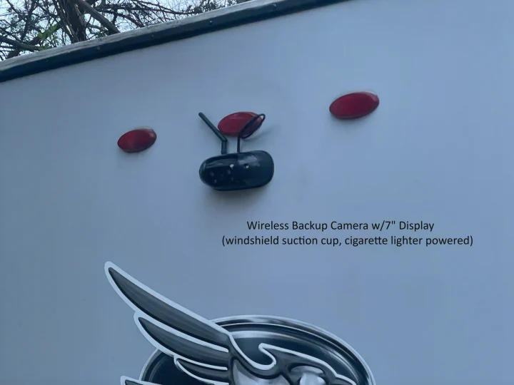 This RV rental features a rear-mounted wireless backup camera, providing clear views for safer reversing and trailer parking.. Jayco Jay Flight SLX 2021