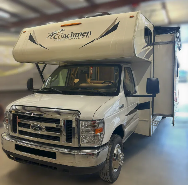 New white Coachmen Freelander Class C RV, a great rv rental option, featuring a Ford chassis and slide-out.. Coachmen Freelander 2020
