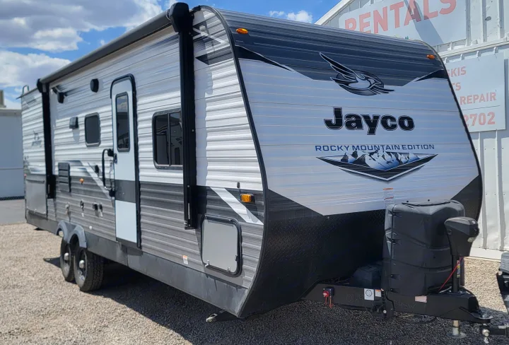 Jayco Rocky Mountain Edition travel trailer rv rental, a modern gray and white RV ready for adventure.. Jayco Jayco Rocky Mountain 2022