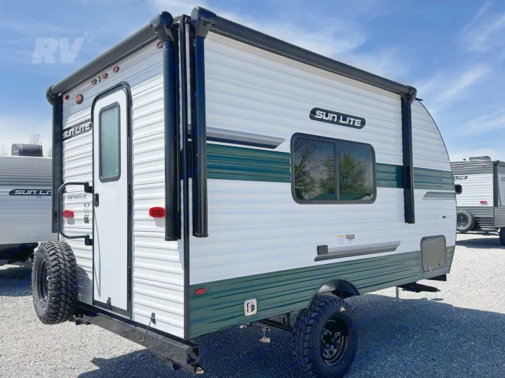 Explore more with this rugged Sun Lite travel trailer, an ideal RV rental for outdoor adventures and camping trips.. Sunlite 16BH 2025