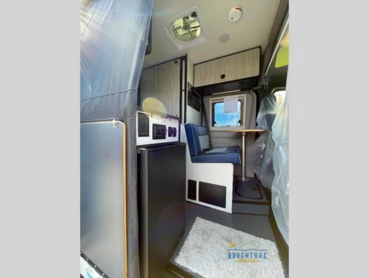 Photos | 2025 Winnebago Revel Class B in Charlotte, NC | Outdoorsy
