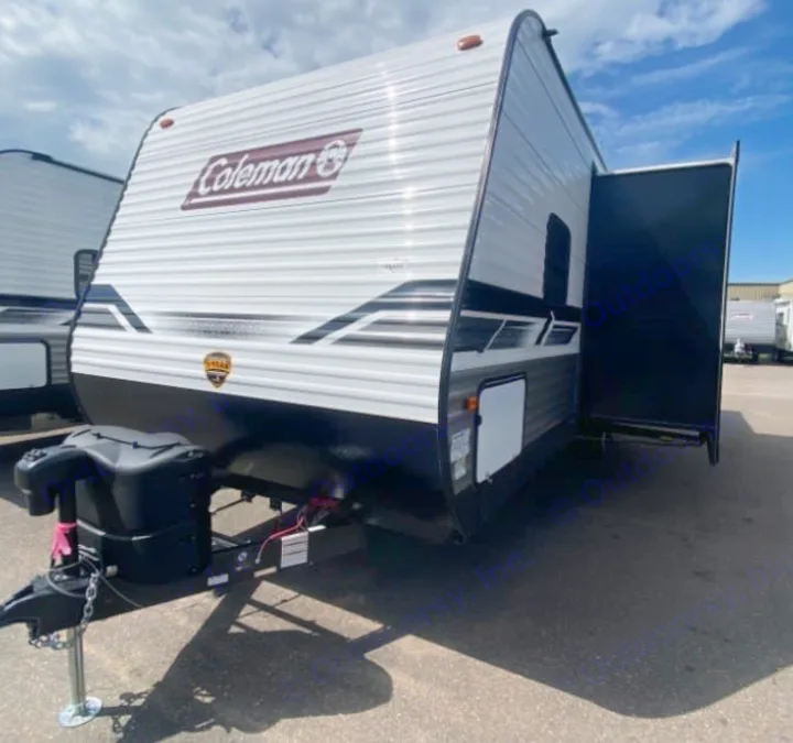 New Coleman travel trailer with a black & white exterior & slide-out, perfect for your next RV rental adventure.. Coleman Lantern 2021
