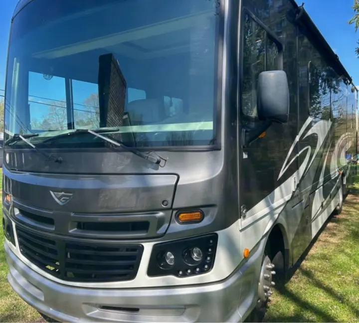 Explore in style! Check out this sleek dark gray and white motorhome, ideal for your next rv rental adventure.. Bounder Bounder Motorhome 2019