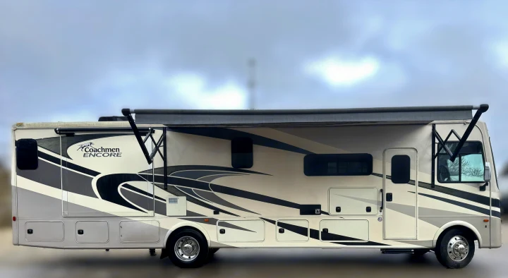 Explore in comfort! This Coachmen Encore RV rental is ideal for memorable motorhome adventures and road trips.. Coachmen Encore 2021