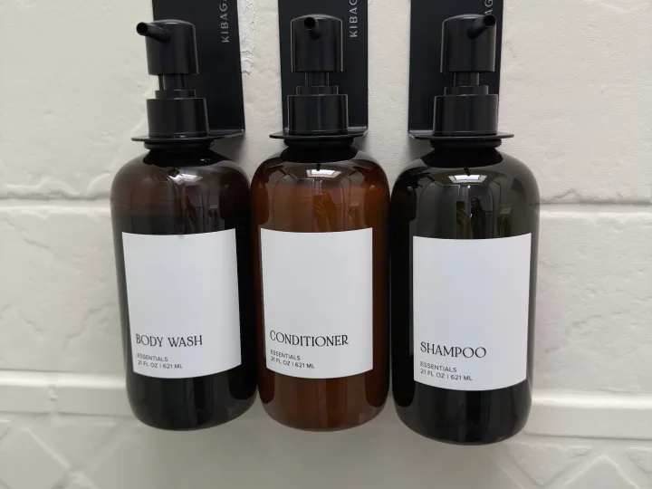 RV rental shower amenities: Kibag shampoo, conditioner, & body wash pump bottles. Convenient travel essentials for your trip.. Thor Quantum 2018