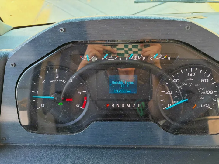 RV rental vehicle dashboard. Gauges show 17,952 miles, 73°F outside temp. Fuel, speed, RPM, and engine temp indicators visible.. FR3 FR3 Motorhome 2022