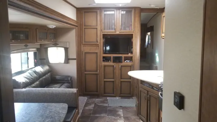 Crossroads RV Rezerve 2016