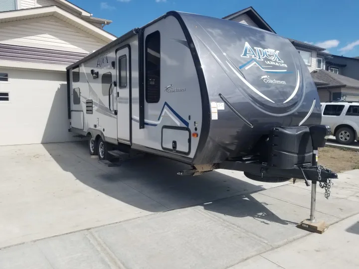 Coachmen Apex 2018