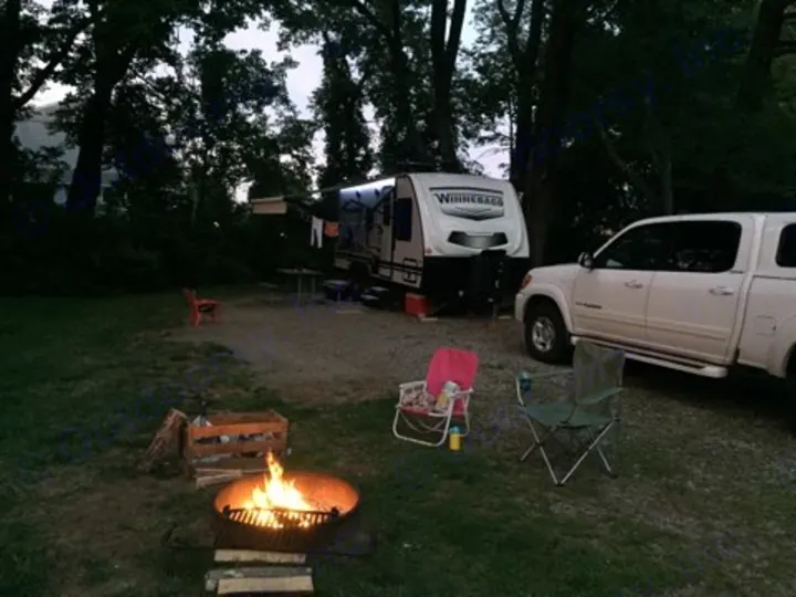 Camping, nice secluded spot.. Winnebago Micro Minnie 2021
