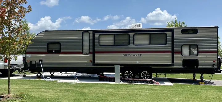 Forest River Cherokee Grey Wolf 2019