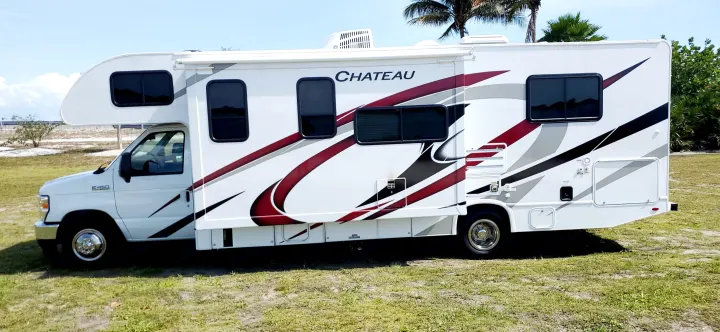 Thor motor coach 28z 2022