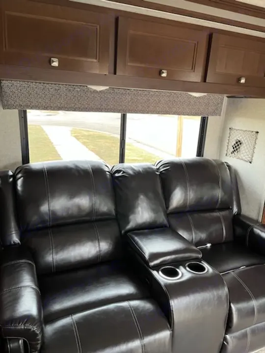 Forest River Sunseeker 2018