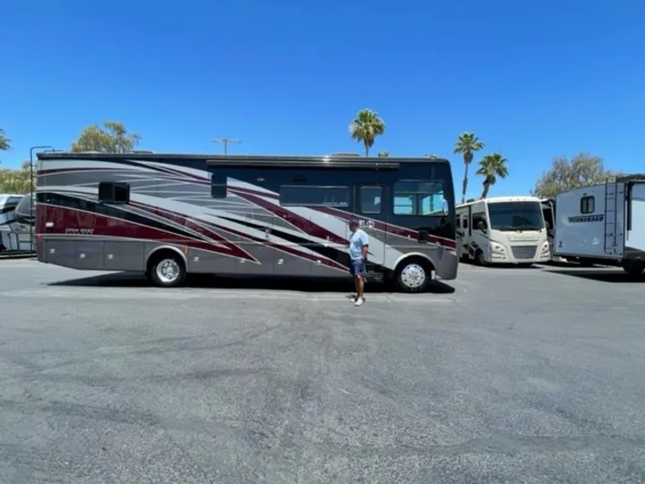 Tiffin ALLEGRO 2022