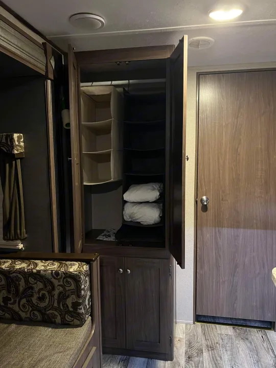 Storage . Keystone RV Hideout 2018