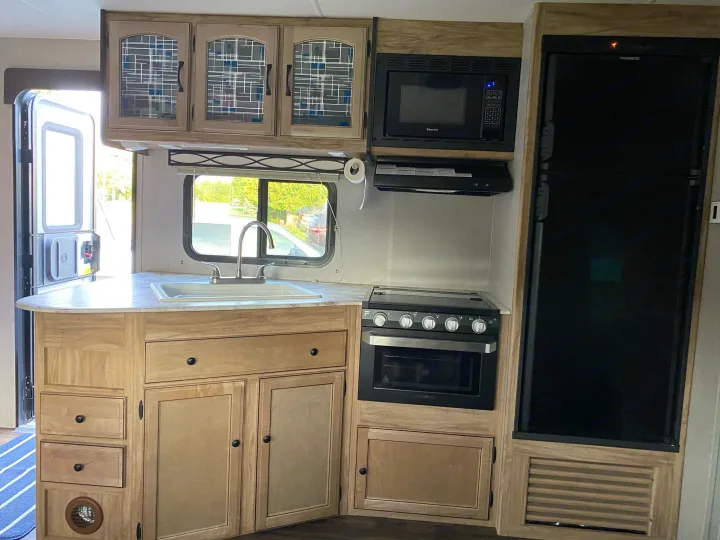 Coachmen Freedom Express 2018