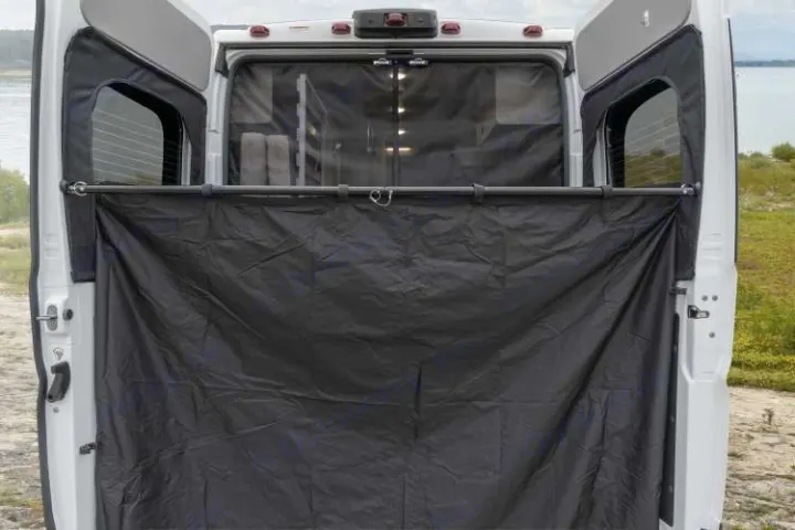 WINNEBAGO 59PX WITH POPTOP SILVER 2023