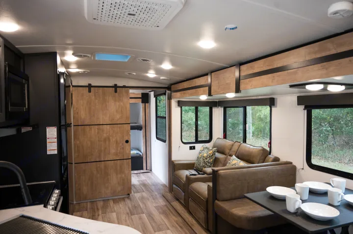 Keystone RV Outback Ultra-Lite 2022