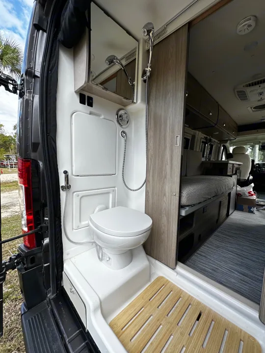 Winnebago Travato 2022