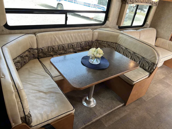 Winnebago Minnie Winnie 2015