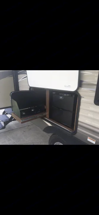 Keystone RV Hideout Luxury 2018
