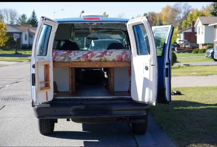Ford Econoline E250supercab 2007