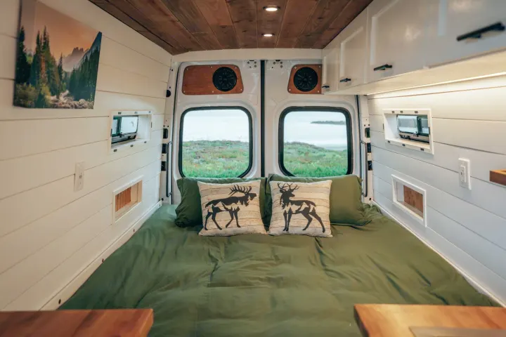 The Dinette converts into a near king bed.  Very roomy and plenty of space.  Also very comfortable.. Mercedes-Benz Sprinter 2021