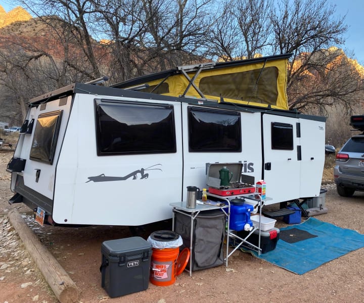 Nothing like some french press coffee and a desert sunrise while visiting Zion National Park. . TAXA TAXA Trailer 2020