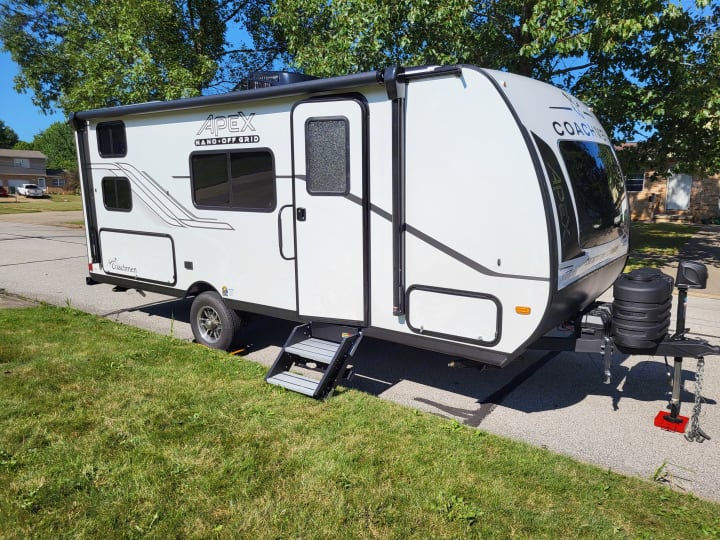 Coachman Apex Nano 186BH 2025