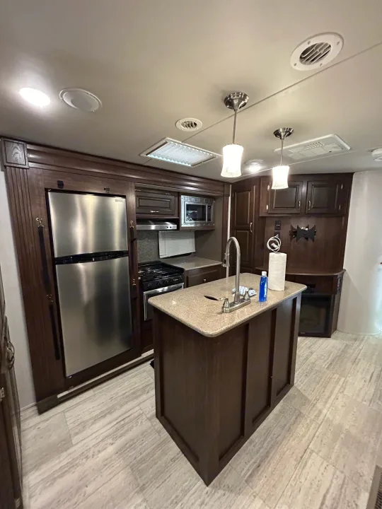 Palomino Solaire 2018