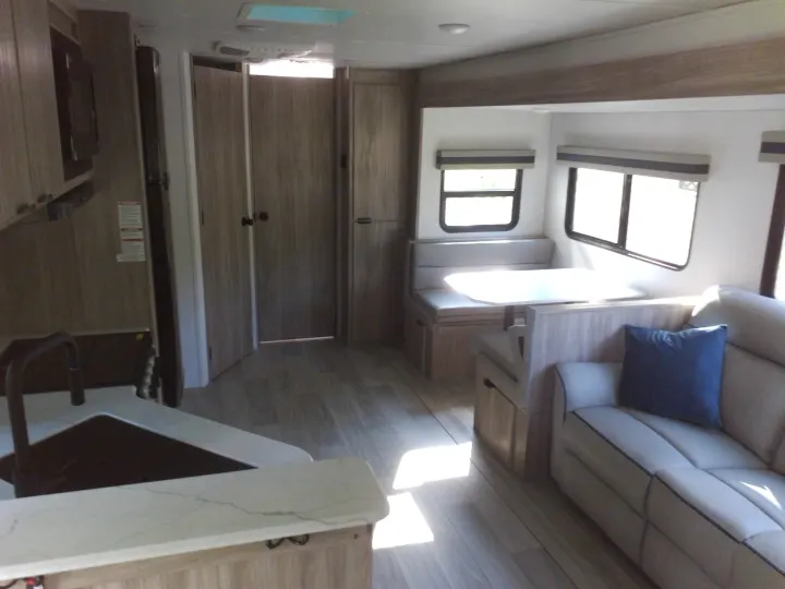 Winnebago Access 2024