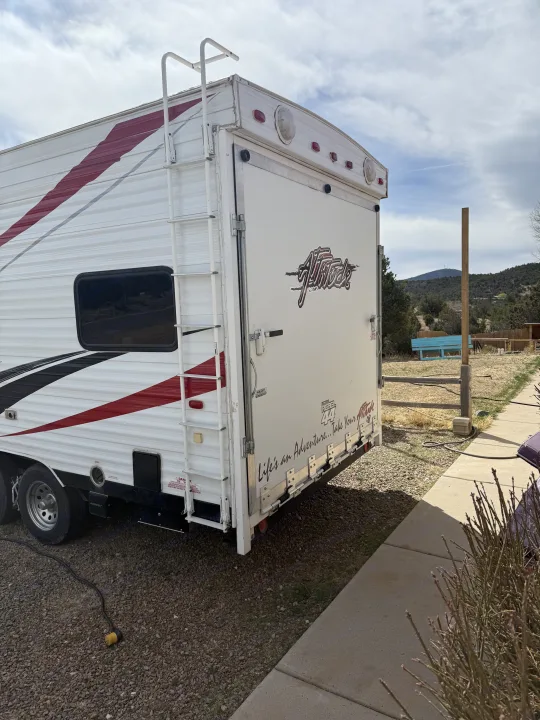 Eclipse Recreational Vehicles Attitude 2013
