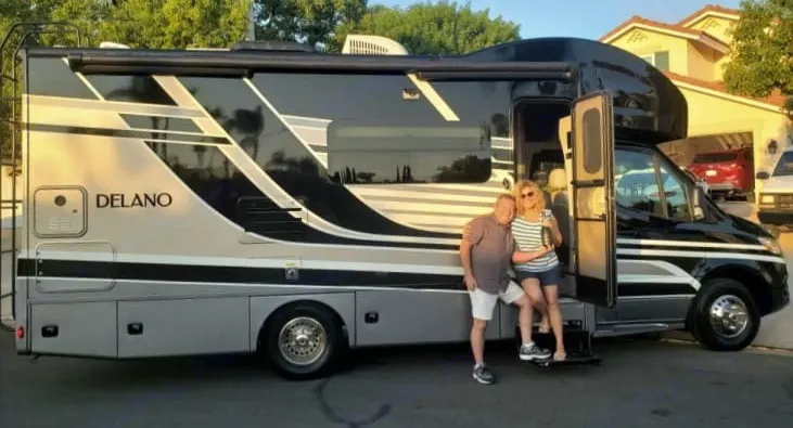 The Delano has a short wheel base easy to move through parking lots. The Mercedes sprinter has easy access for entering and exiting the vehicle. . Thor Delano 2021