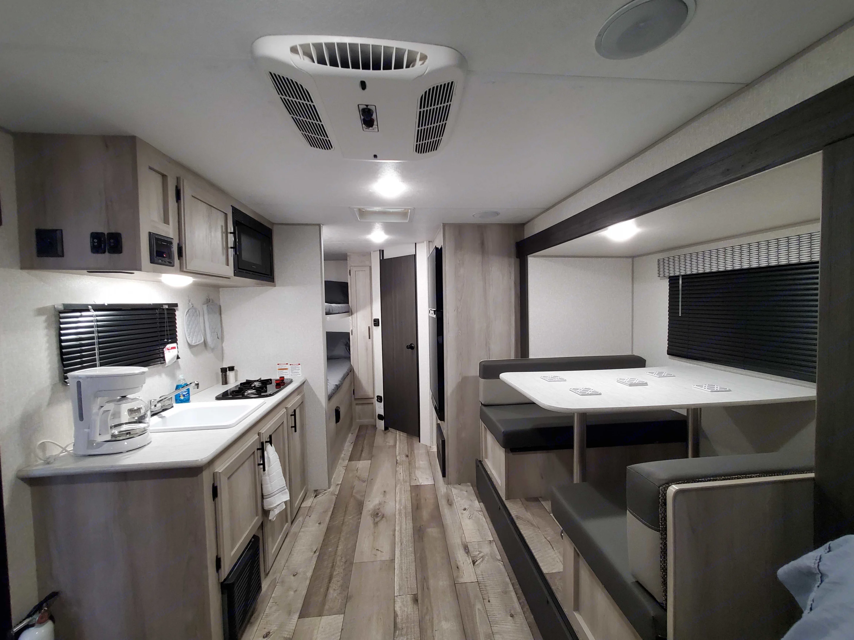Featured walkway. KZ Sportsman 2022