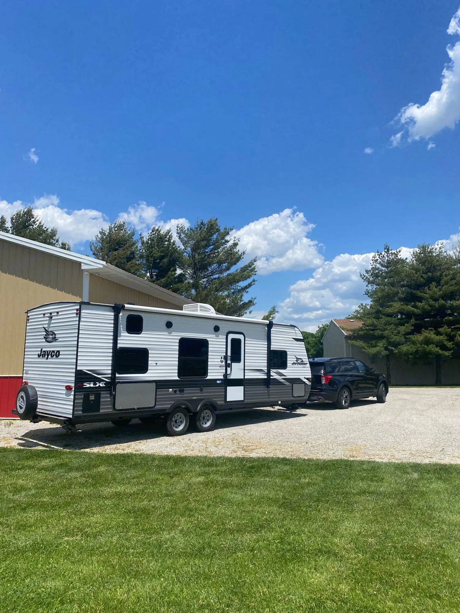 My explorer pulls it. Jayco Jay Flight SLX8 264BH 2022