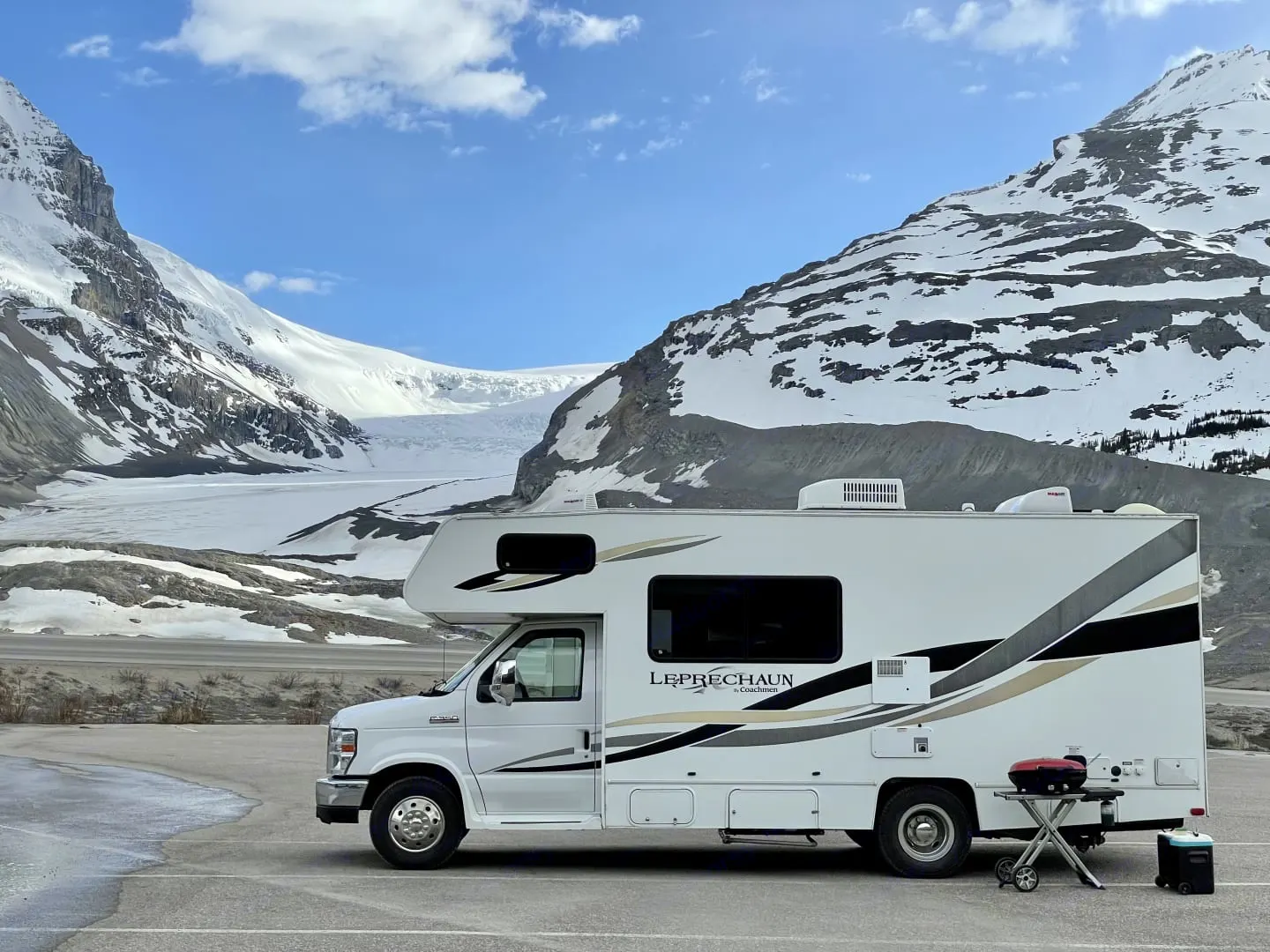 Freecamping at Columbia Icefields
June 2022 Courtesy of guests, Ferry, Fennie & Novan Tang. (Holland). Forest River Coachmen Leprechaun 2014