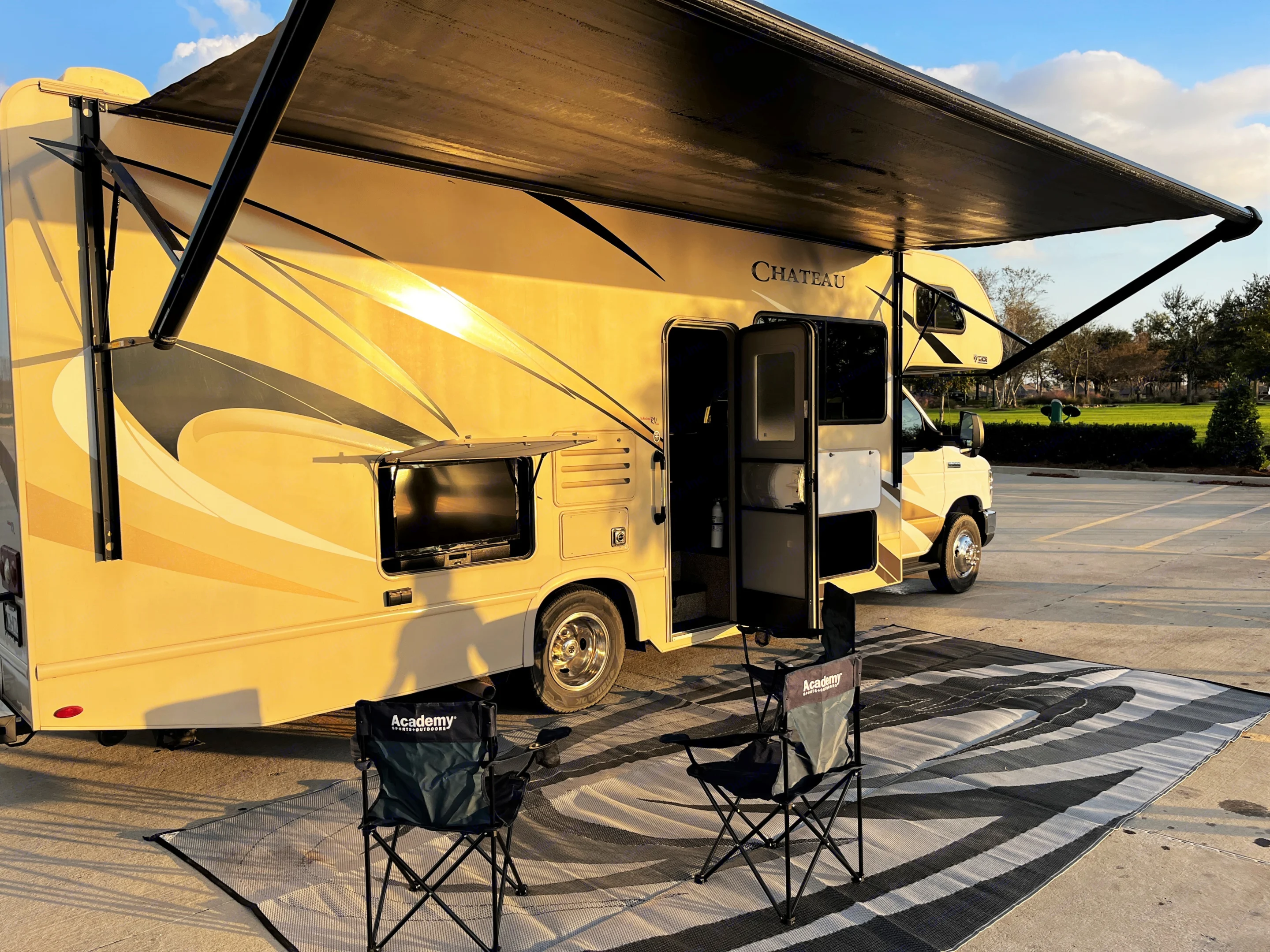 Don't want to miss your favorite show/game, no worries! You can gather right here. See add-ons for table and chairs option. . Thor Chateau 2019