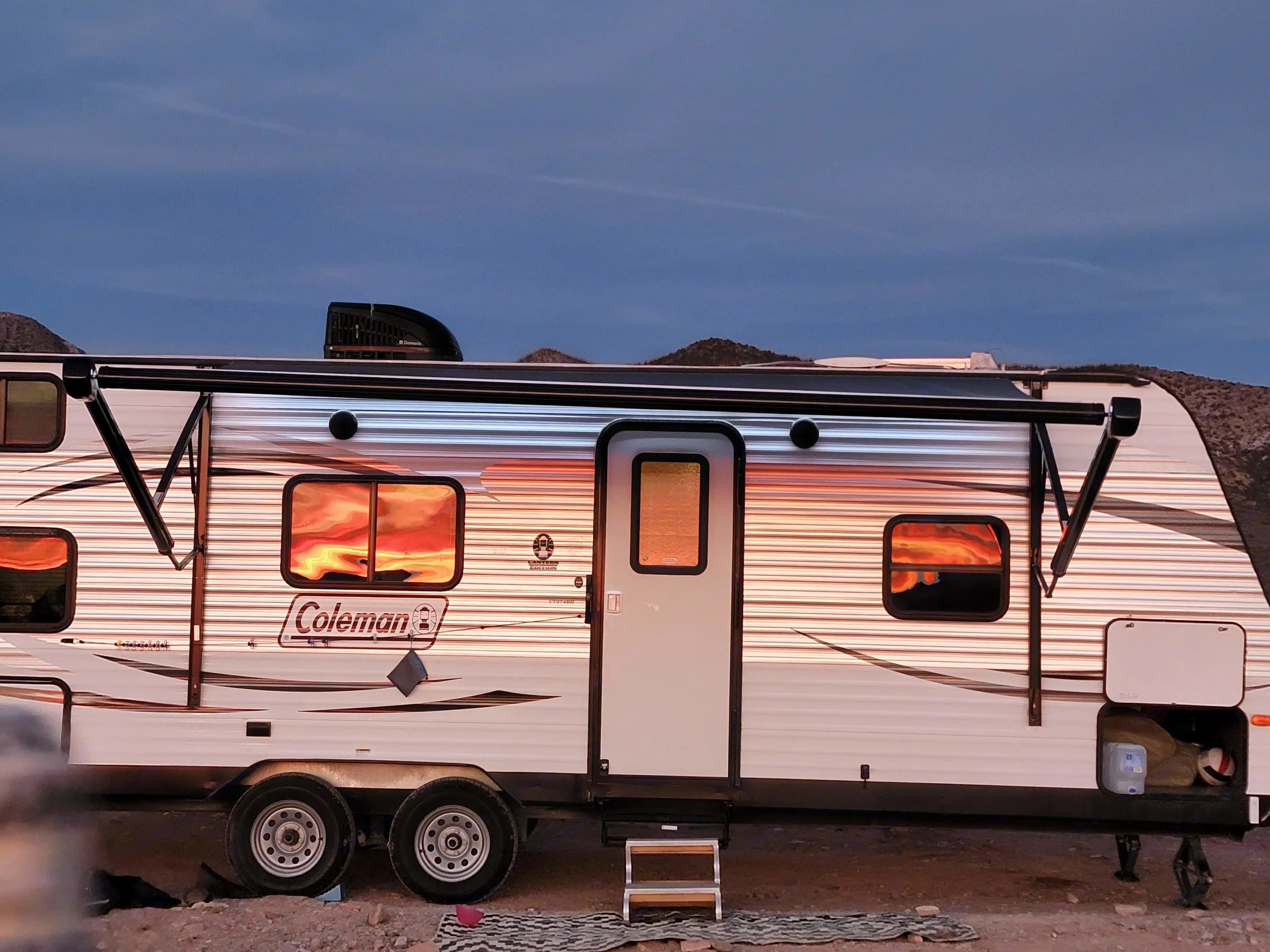 LED Lights, plenty of storage, canopy, secure lock/door, steps, everything you'll need to get off the grid.. Dutchmen Coleman Lantern 2016
