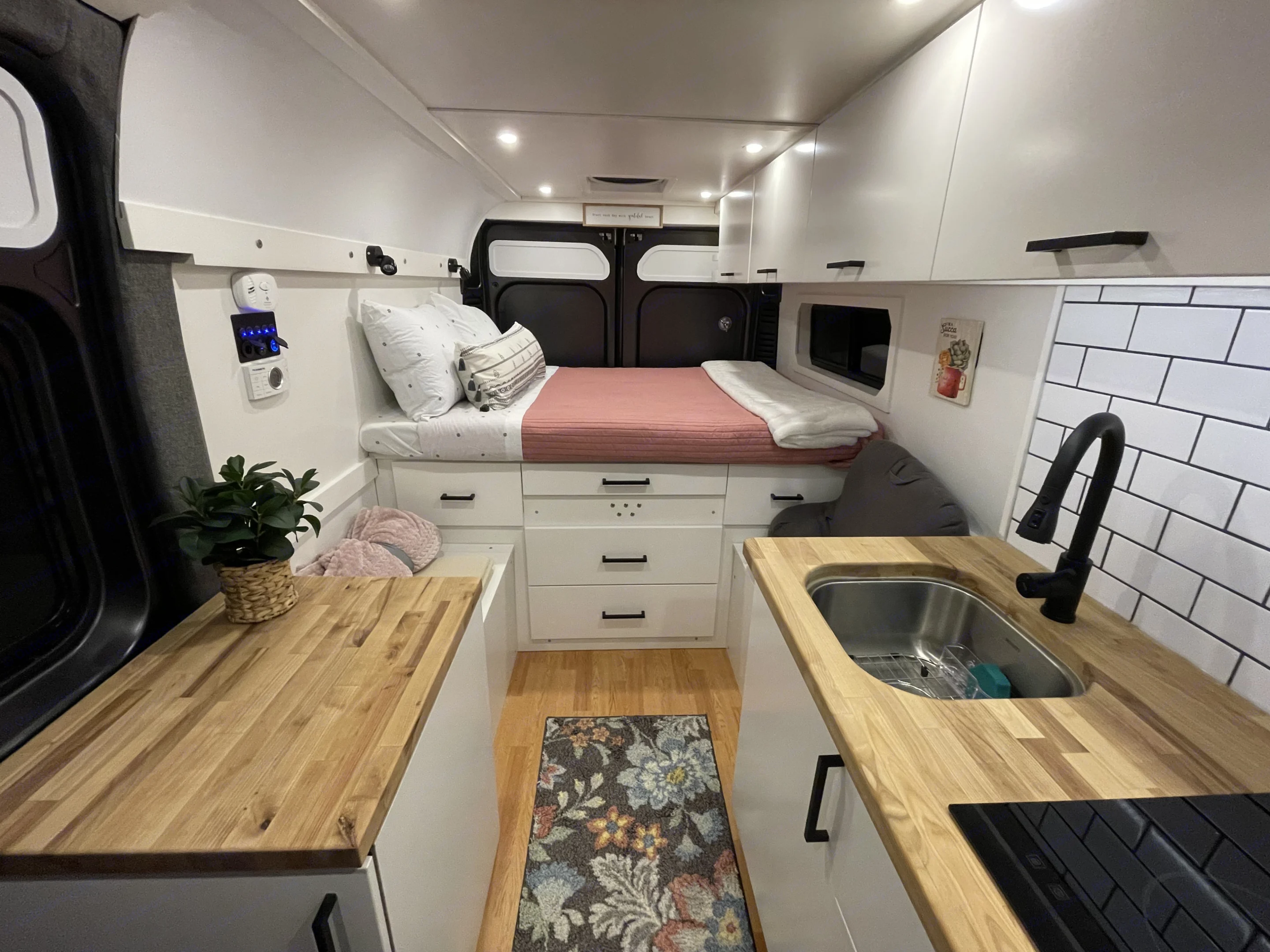Dodge RAM ProMaster High Roof 2021