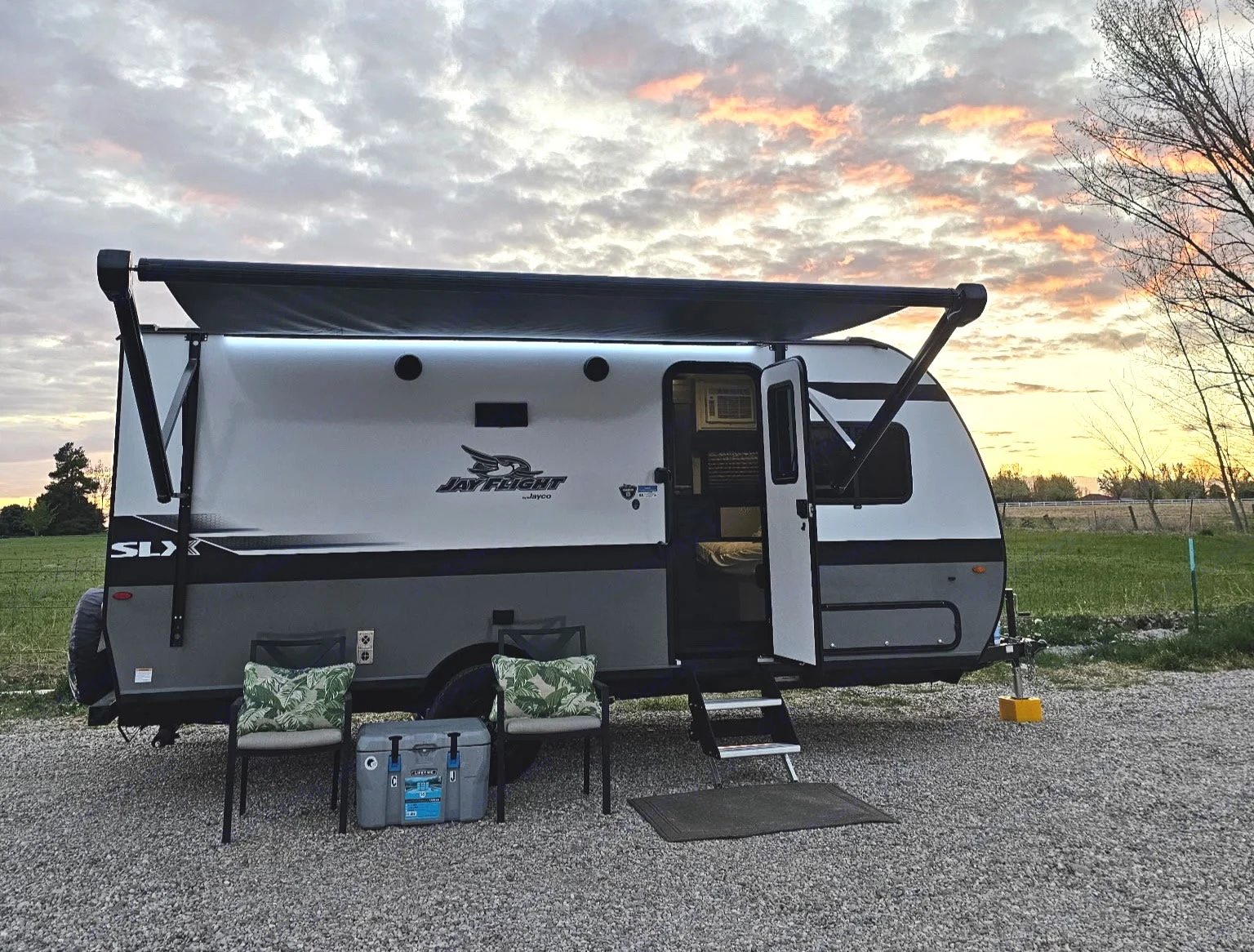Evening Sun setting while you sit and enjoy what Idaho has to offer.. Jayco Jay Flight SLX 2024
