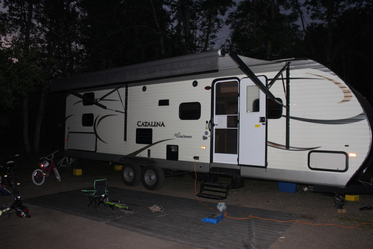 Top 7 Motorhomes & RV Rentals In Winnipeg, Canada Updated 2024 Trip101