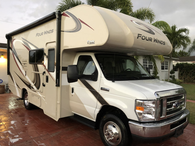 *RENT a NEW 2020 Four Winds RV 22B 'Full Bedroom'  Loaded Luxury!