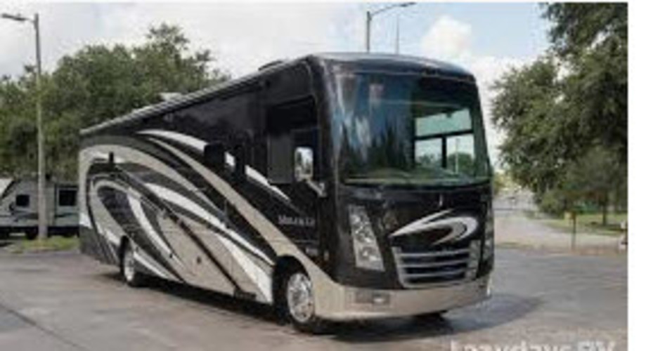 2016 Thor Motor Coach Miramar