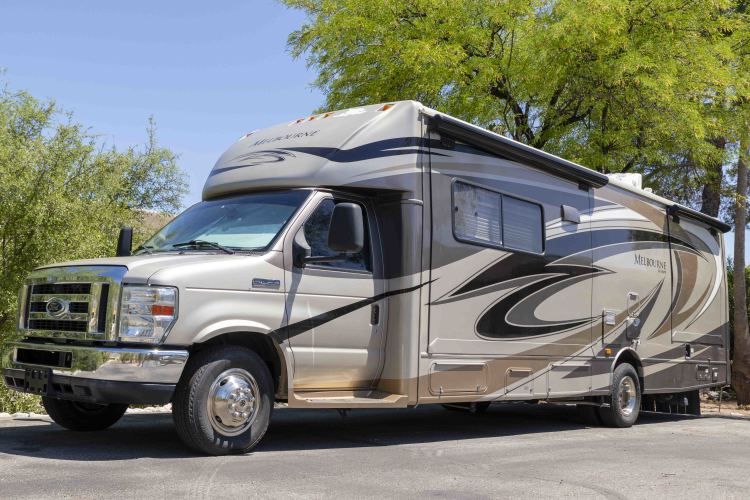 straghtforward, easy-to-drive campervan