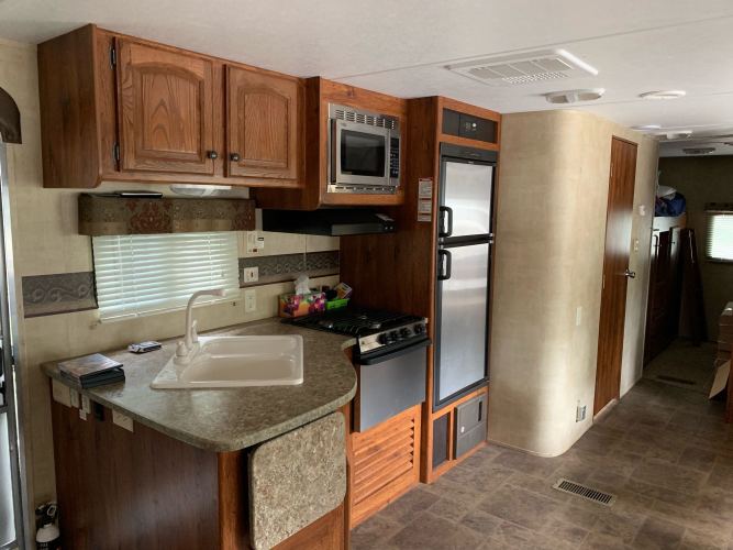 7 Best Motorhomes & RV Rentals In Kelowna, Canada Updated 2024 Trip101