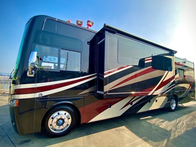 Top 10 Motorhomes For Rent In Los Angeles, California Trip101