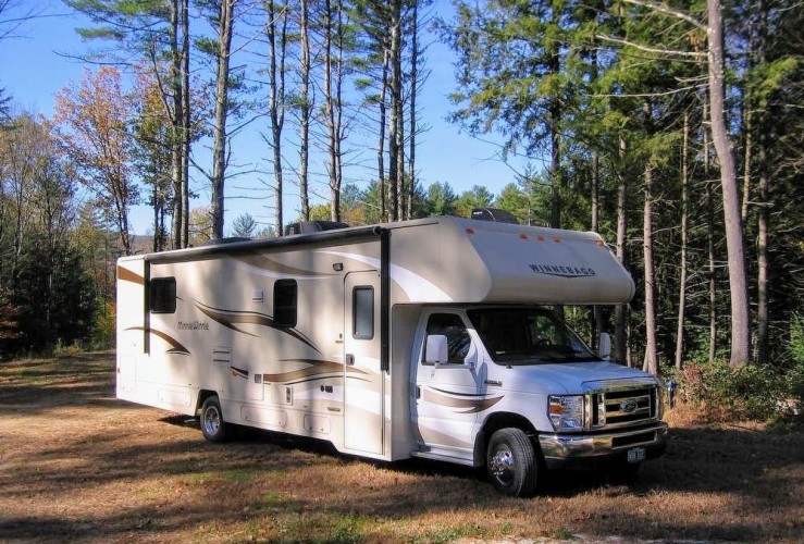 Amazing Winnebago Class C with all space you could want!