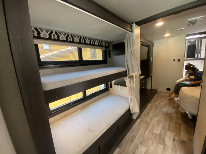 10 Best Luxury Motorhomes In Los Angeles, California Trip101