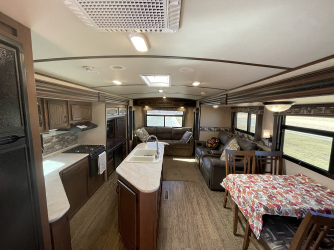 2015 Jayco Indoor/Outdoor Entertainer!